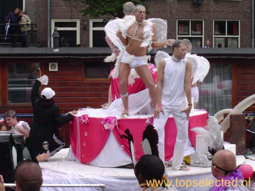 Gay Pride Amsterdam 2005 01