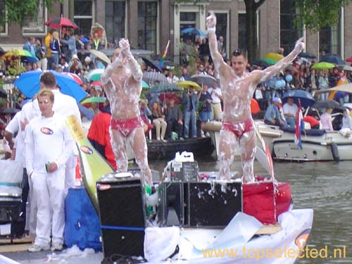 Gay Pride Amsterdam 2005 08