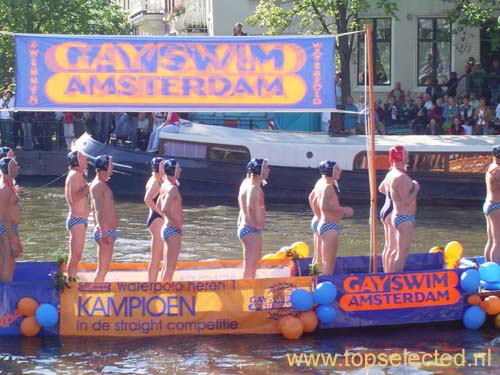 Gay Pride Amsterdam 2005 16