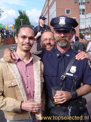 Gay Pride Amsterdam 2005 32